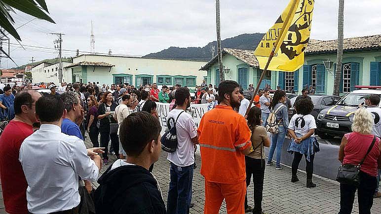 Servidores na Greve Geral Nacional contra as Reformas que ocorreu em abril de 2017